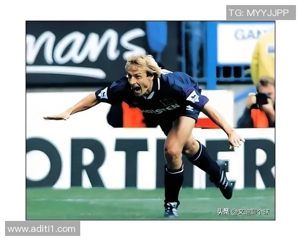 爆炸头10号足球明星的传奇人生与赛场风采揭秘